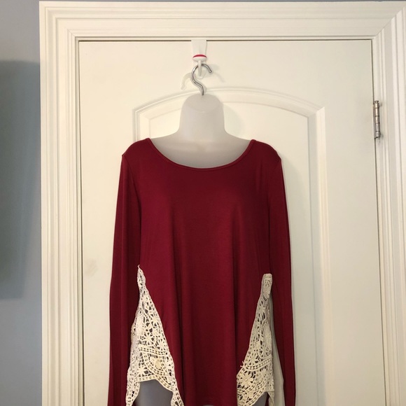 NIP Kate & Mallory Cranberry Red Top, Size Large - Picture 8 of 12